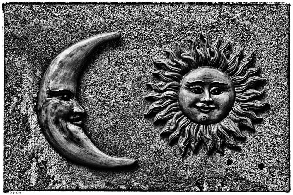 Das Lied von Mond und Sonne